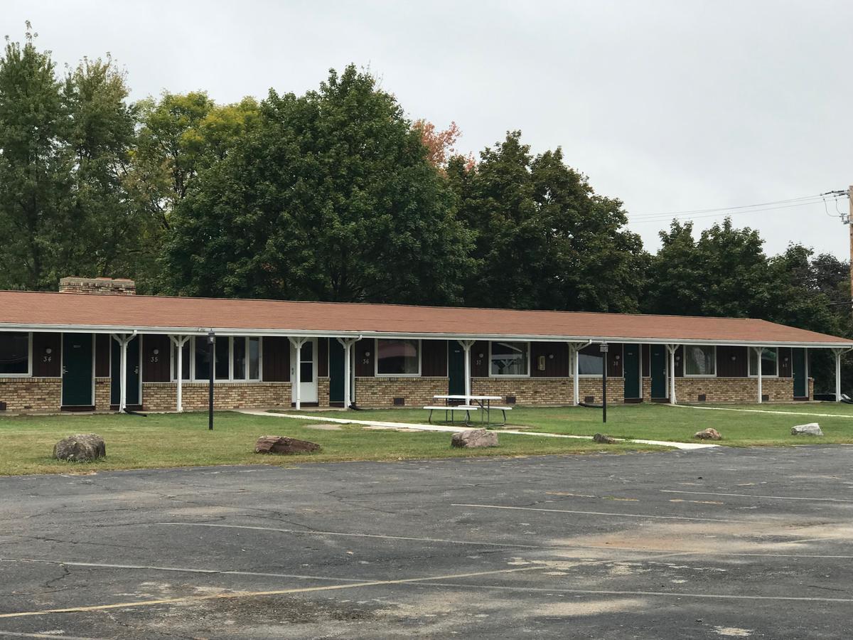 Spinning Wheel Motel Baraboo Kültér fotó